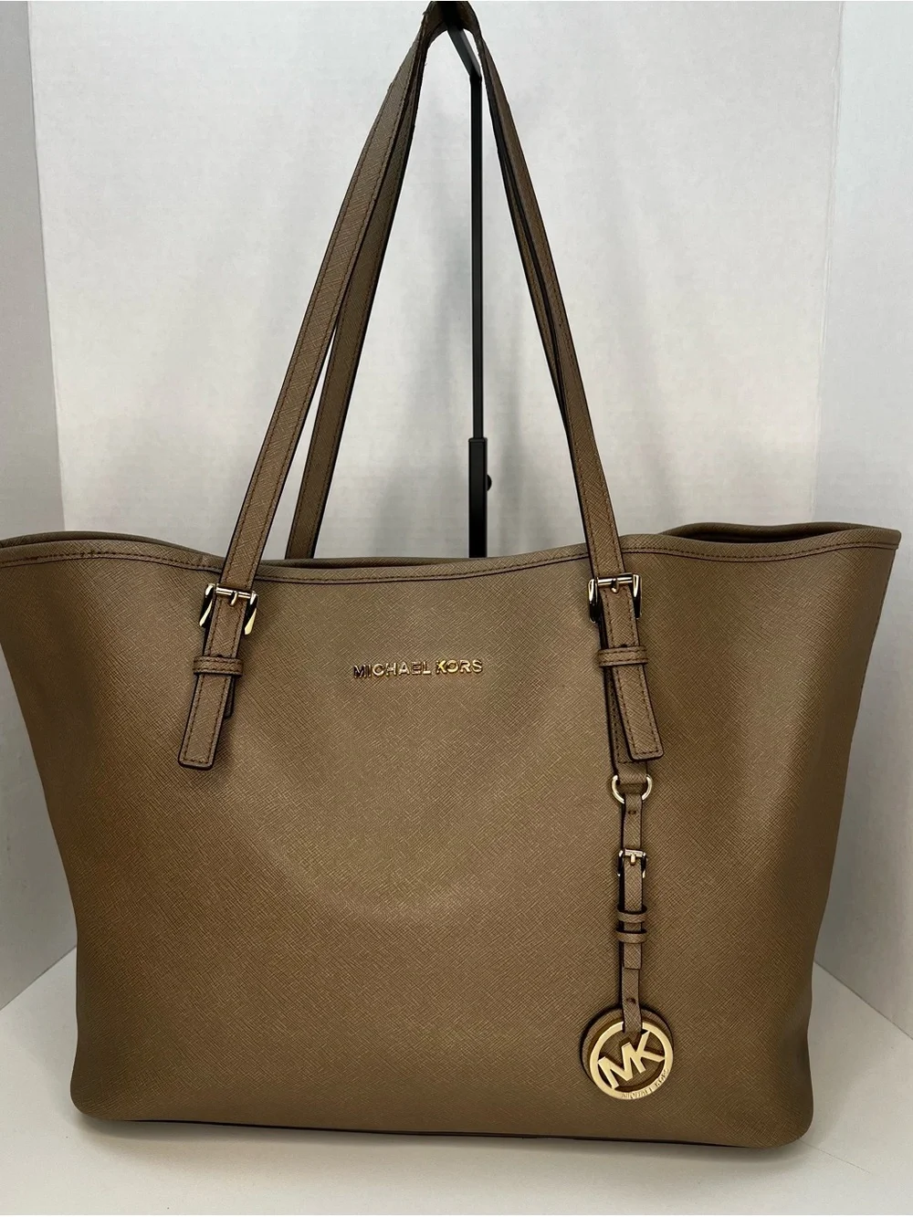 Michael Kors Leather Tote Shoulder Bag Jet Set Extra Large Travel Tan Brown